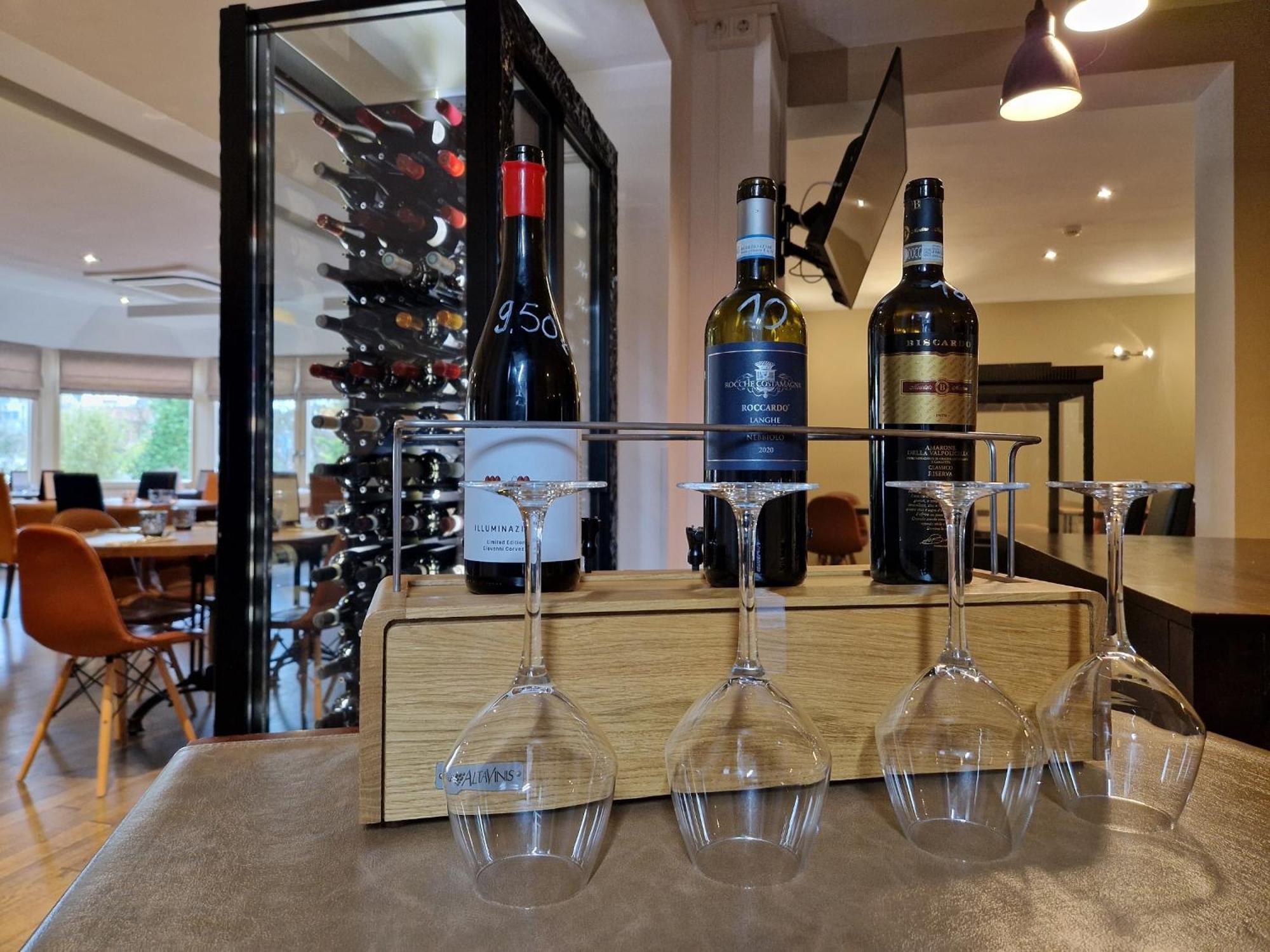Bivius Hotel Restaurant Luxembourg Штрассен Экстерьер фото